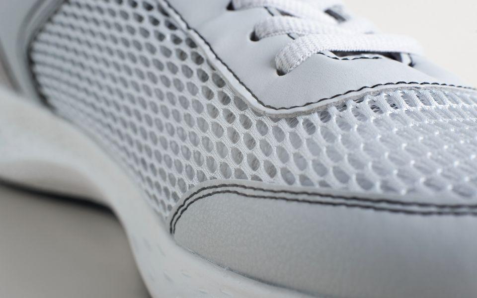 Functional shoe fabric